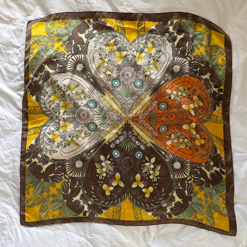 Vrg Grl Vintage Style Scarf